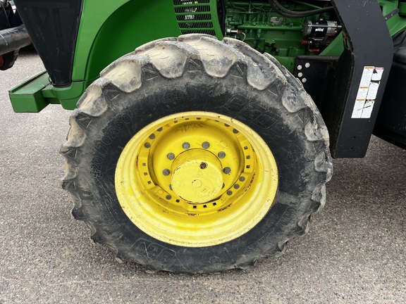 2005 John Deere 7720 Tractor