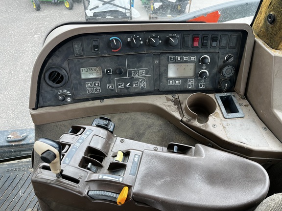 2005 John Deere 7720 Tractor