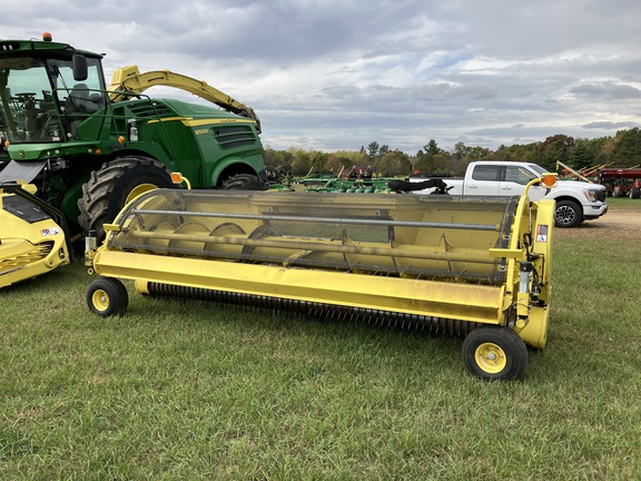 2018 John Deere 649 Header Forage