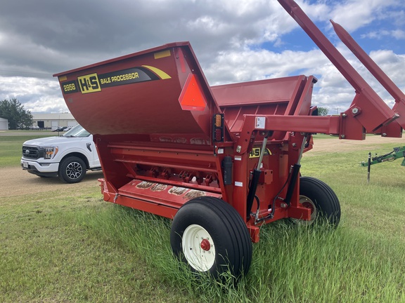2022 H&S 2958 Bale Processor