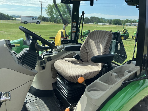 2021 John Deere 3039R Tractor Compact