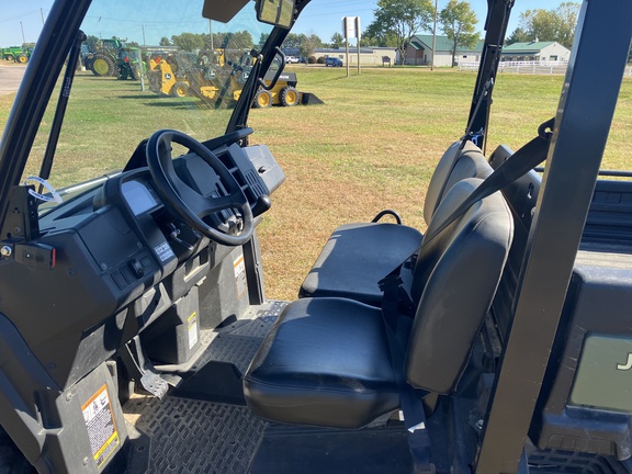 2021 John Deere XUV 835M ATV