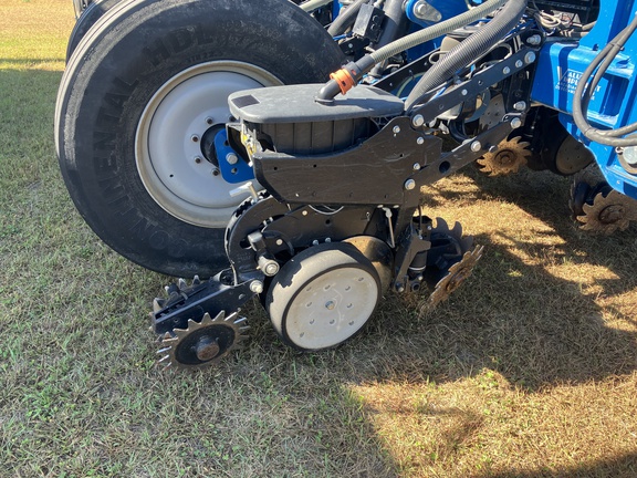 2015 Kinze 4900 Planter