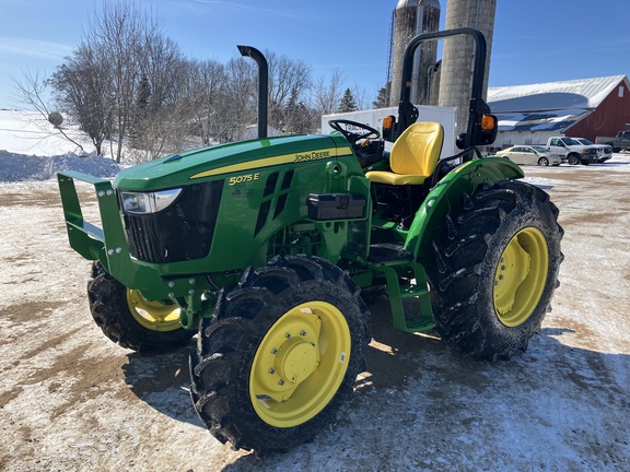 2023 John Deere 5075E Tractor