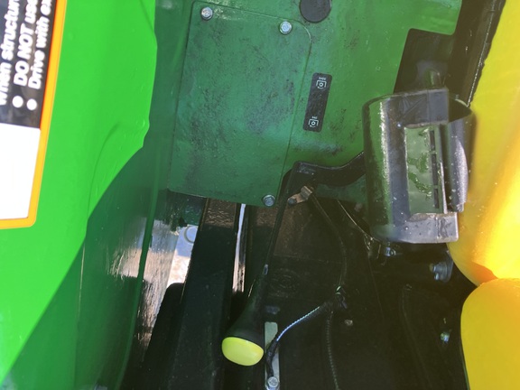 2023 John Deere 5075E Tractor