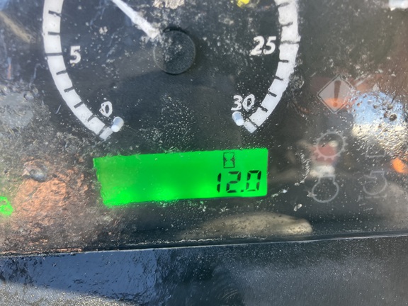 2023 John Deere 5075E Tractor