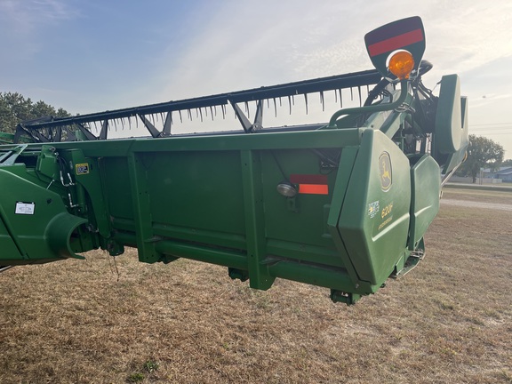 2004 John Deere 620F Header Combine