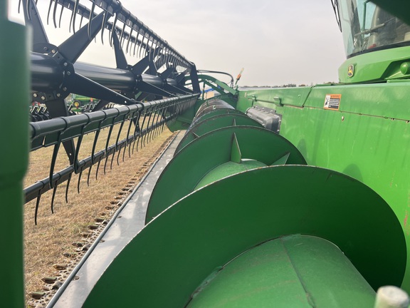 2004 John Deere 620F Header Combine