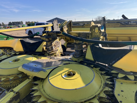 2021 John Deere 770 Header Forage