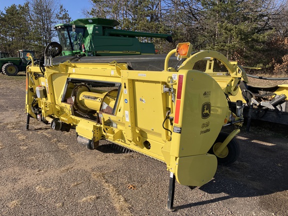 2021 John Deere 649 Header Forage