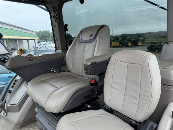 2023 John Deere 8R 310 Tractor