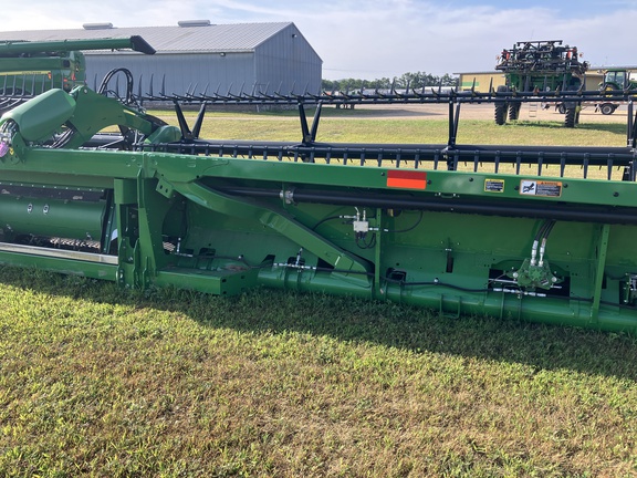 2024 John Deere RD40F Header Combine