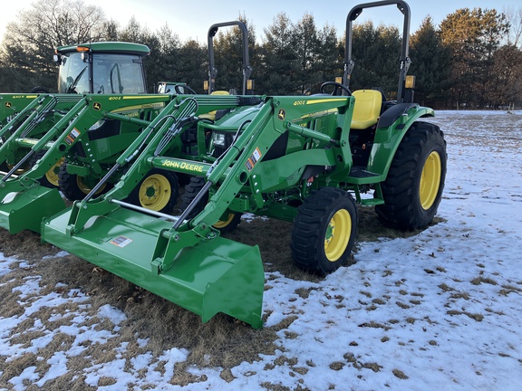 2022 John Deere 4044M Tractor Compact