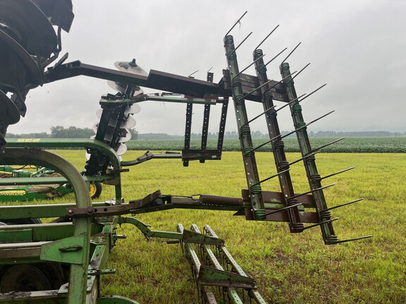 John Deere 235 Disk