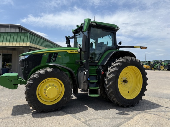 2024 John Deere 7R 310 Tractor