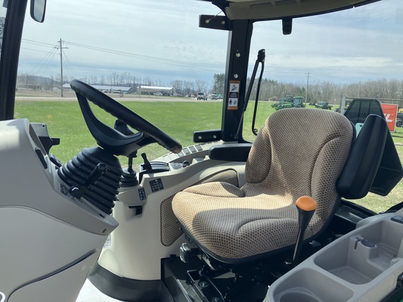 2023 John Deere 4052R Tractor Compact