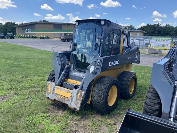 2022 John Deere 324G Skid Steer Loader