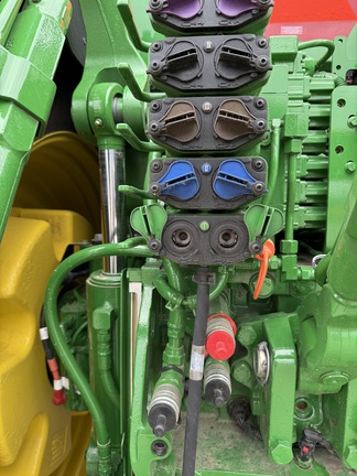 2023 John Deere 7R 310 Tractor