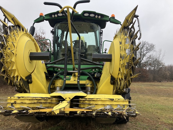2017 John Deere 778 Header Forage