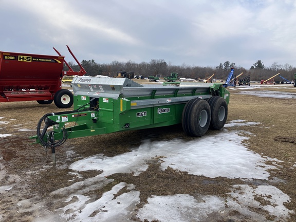 2020 Frontier MS1231 Manure Spreader