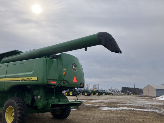 2009 John Deere 9670 STS Combine