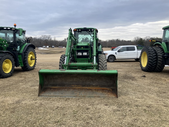 2002 John Deere 7320 Tractor