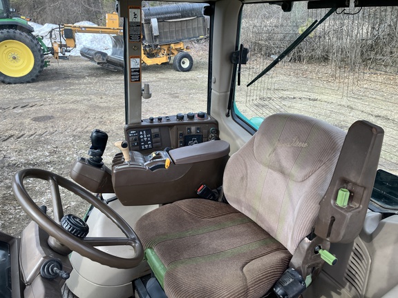 2002 John Deere 7320 Tractor