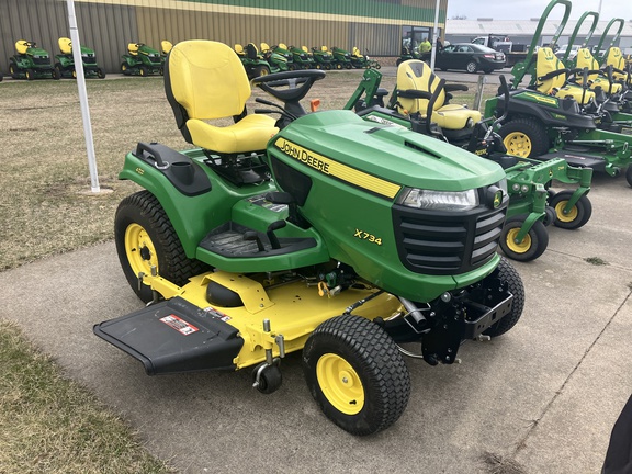 2019 John Deere X734 Garden Tractor