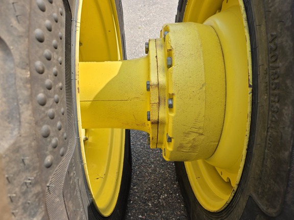 2014 John Deere 8370R Tractor