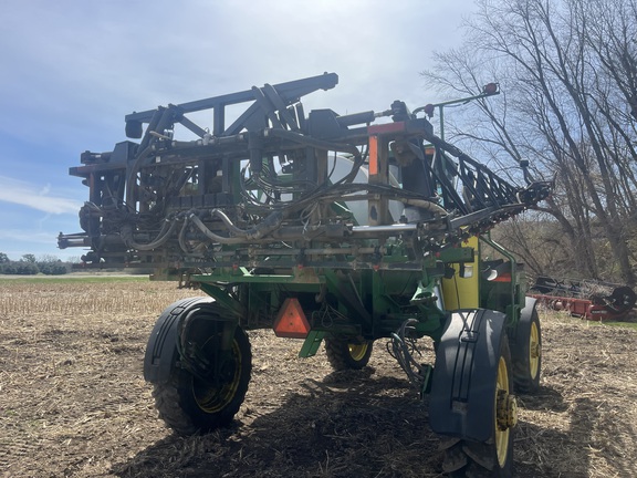1998 John Deere 4700 Sprayer/High Clearance