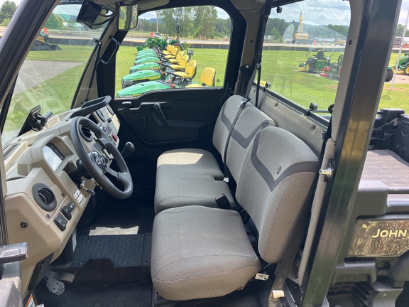 2022 John Deere XUV 835R ATV