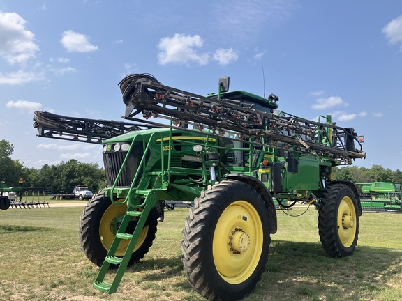 2011 John Deere 4830 Sprayer/High Clearance