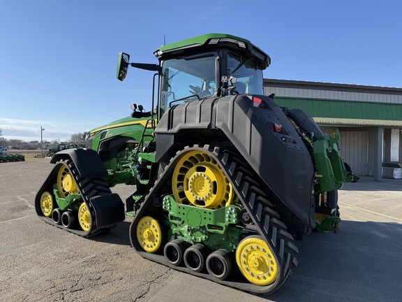 2025 John Deere 8RX 370 Tractor Rubber Track