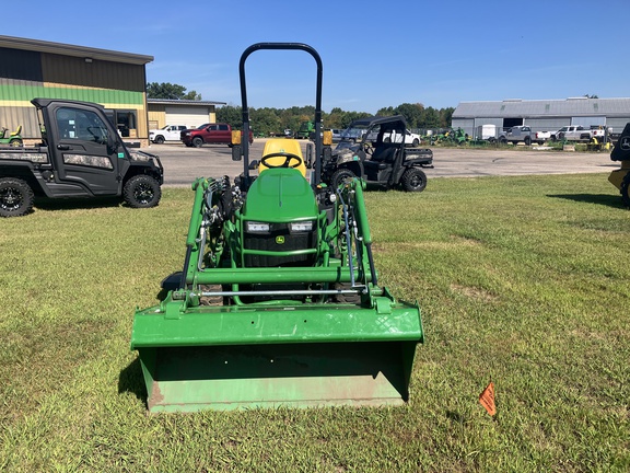2023 John Deere 1025R Tractor Compact