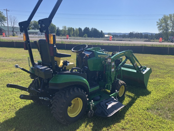 2023 John Deere 1025R Tractor Compact