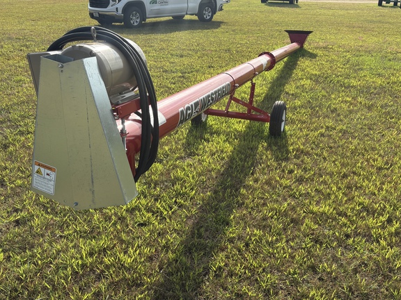 2021 Westfield UB8x30 Grain Auger
