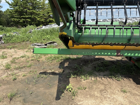 1998 John Deere 930 Header Combine
