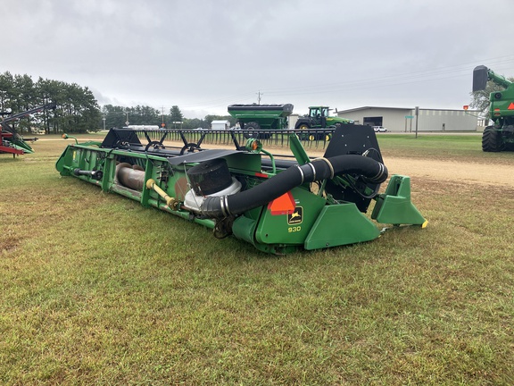 1998 John Deere 930 Header Combine