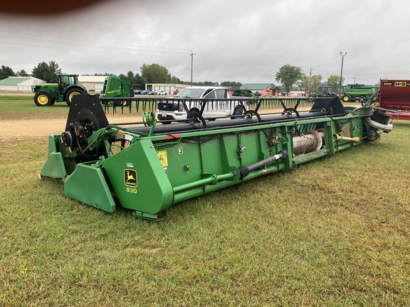 1998 John Deere 930 Header Combine
