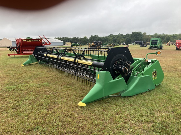 1998 John Deere 930 Header Combine