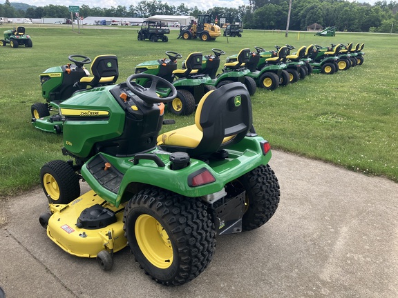 2016 John Deere X580 Garden Tractor