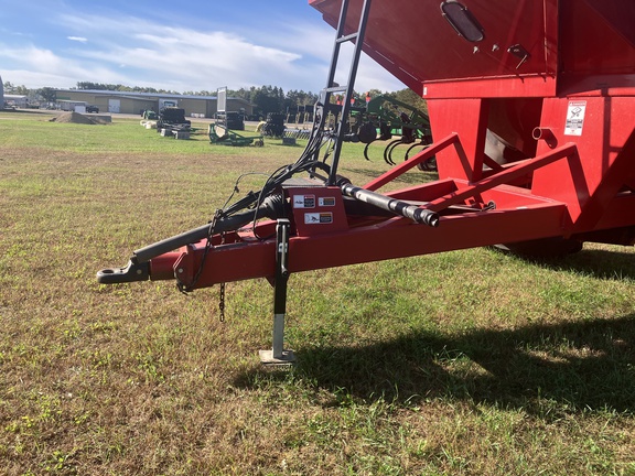 2011 Brent 782 Grain Cart