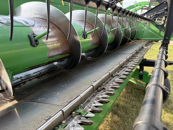 2013 John Deere 630F Header Combine