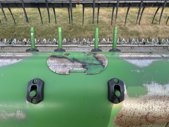2013 John Deere 630F Header Combine