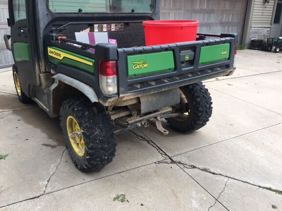 2020 John Deere XUV 835R ATV