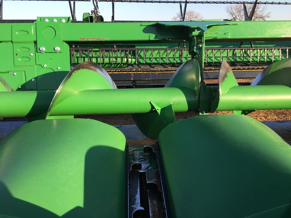 2023 John Deere C12R Header Corn Head