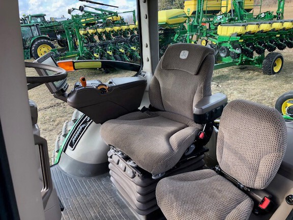 2015 John Deere 8270R Tractor