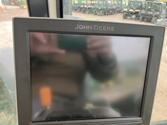 2022 John Deere 8R 370 Tractor