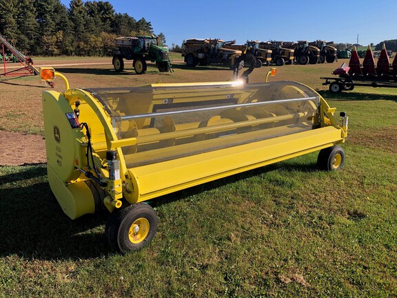 2022 John Deere 649 Header Forage