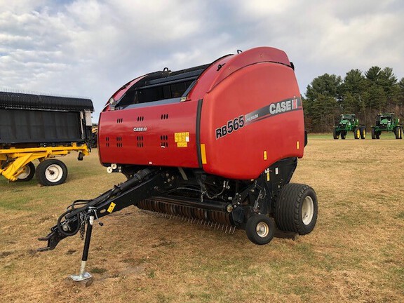 2017 Case IH RB565 Baler/Round